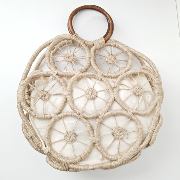 Ring Circle Bag - Picture 2 of 5